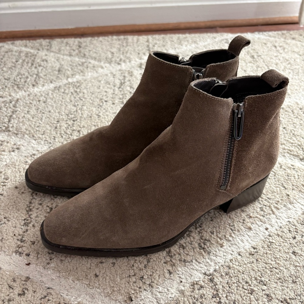 Aquatalia Fuoco Suede Ankle Boots Mushroom Taupe Water Resistant Size 9.5